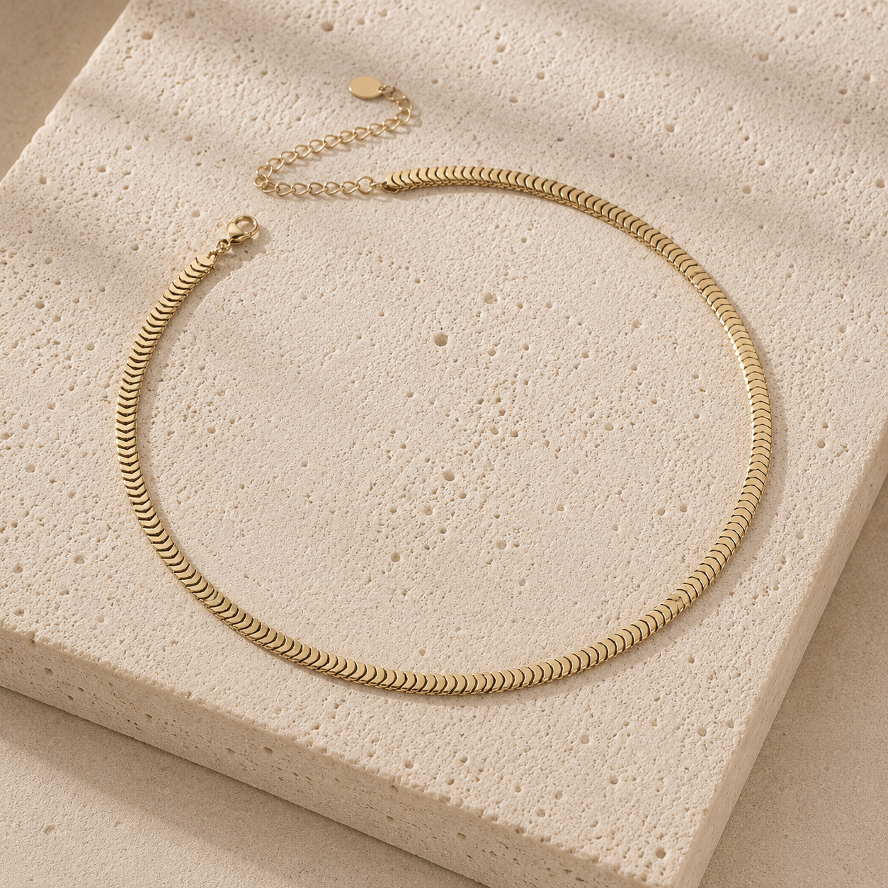 Collier Scale